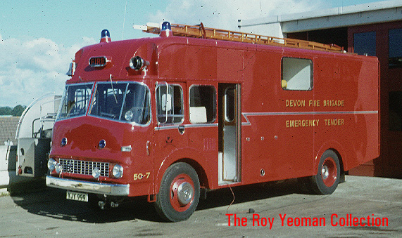 YJY 999 - City of Plymouth Emergency Tender. (Image size 143kb).